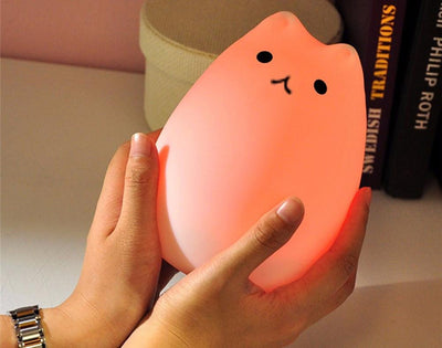 Attractive Color Changing Cat Lamp